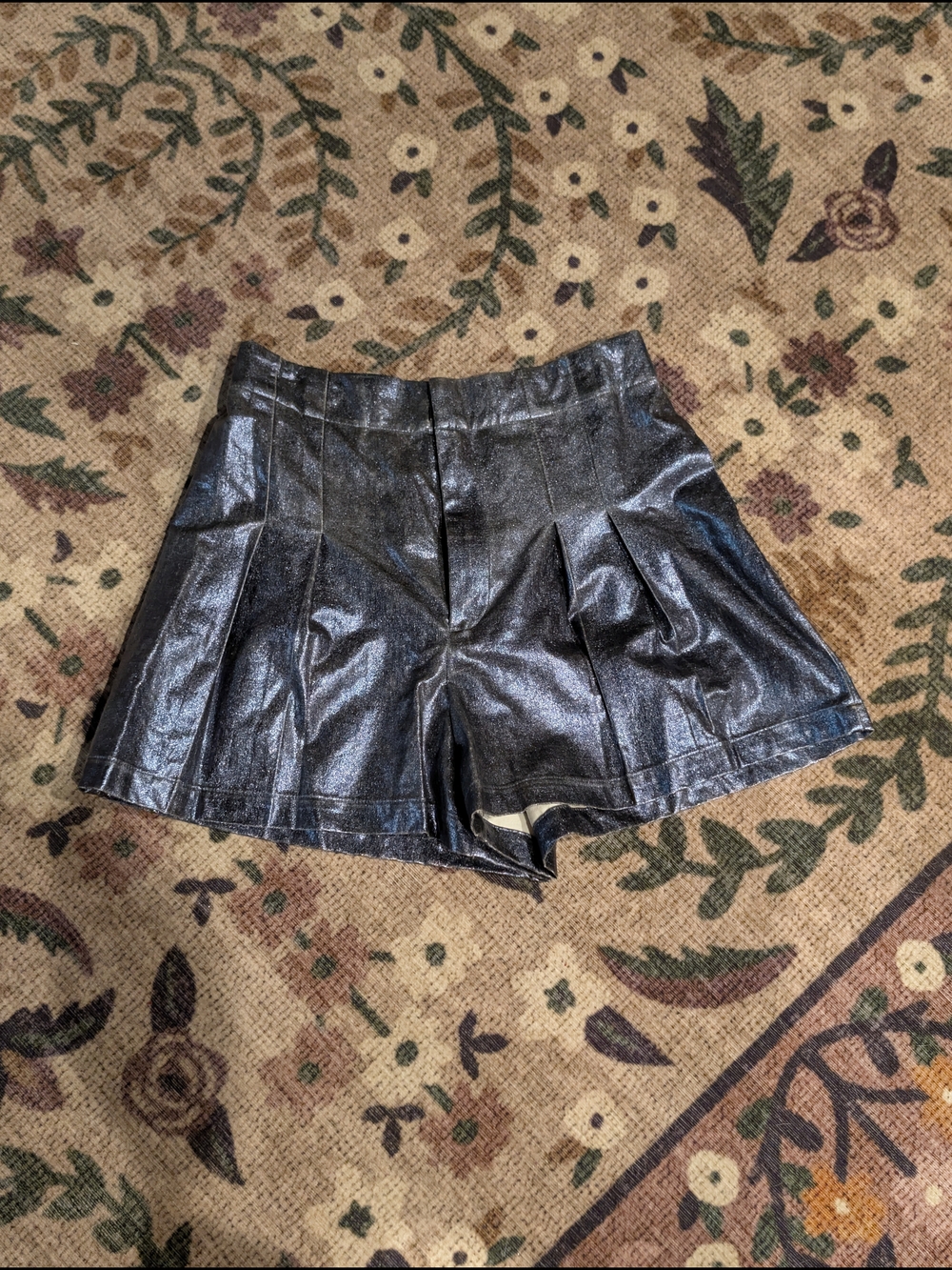 House of Harlow 1960 Metallic Blue High-Waist Pleated Shorts Small